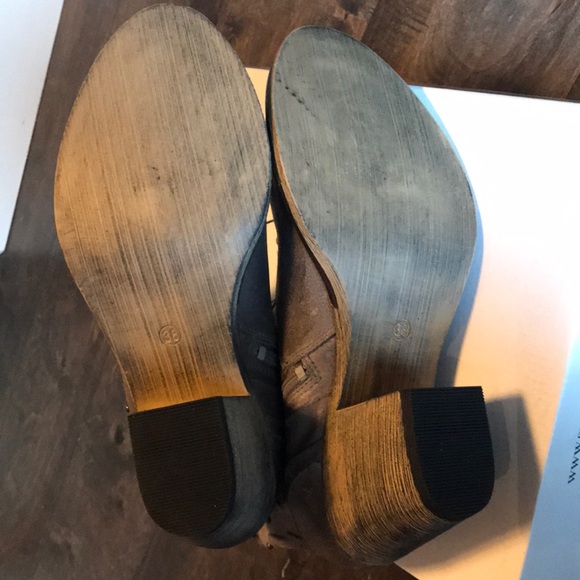 NEW IN BOX Steve Madden Concrete Grey Leather Booties Sz 8 - Picture 5 of 8